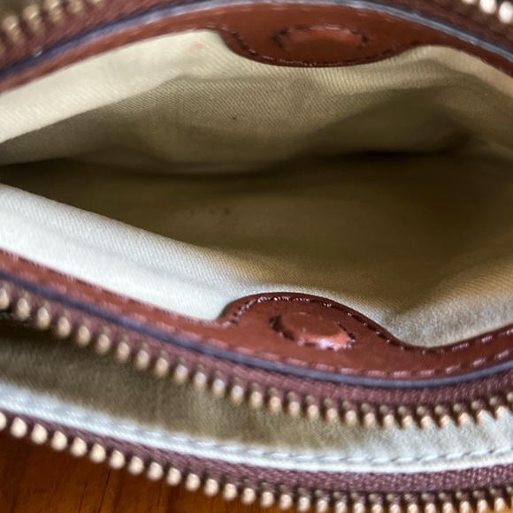 Vintage Fossil Leather Crossbody Purse - Picture 11 of 14